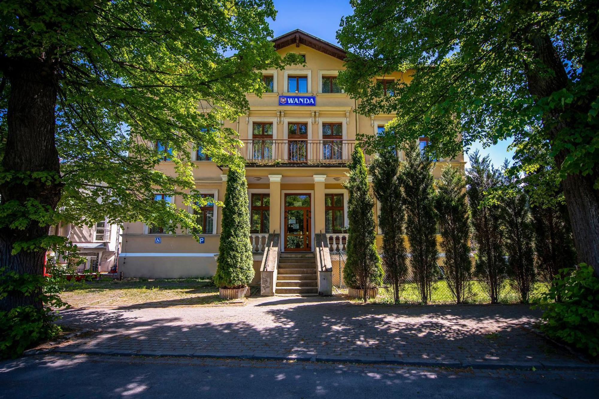 Hotel Fwp Rybniczanka - Wanda à Lądek-Zdrój Extérieur photo